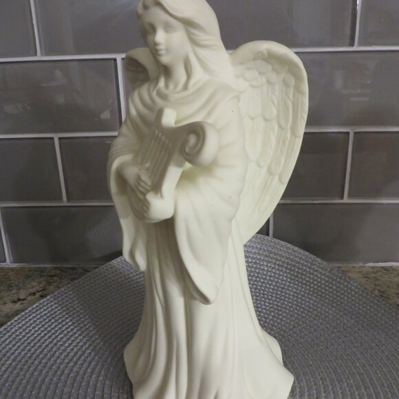 BEAUTIFUL! Porcelain Bisque Ceramicic Angel Candlestickck Set - Picture 6 of 7